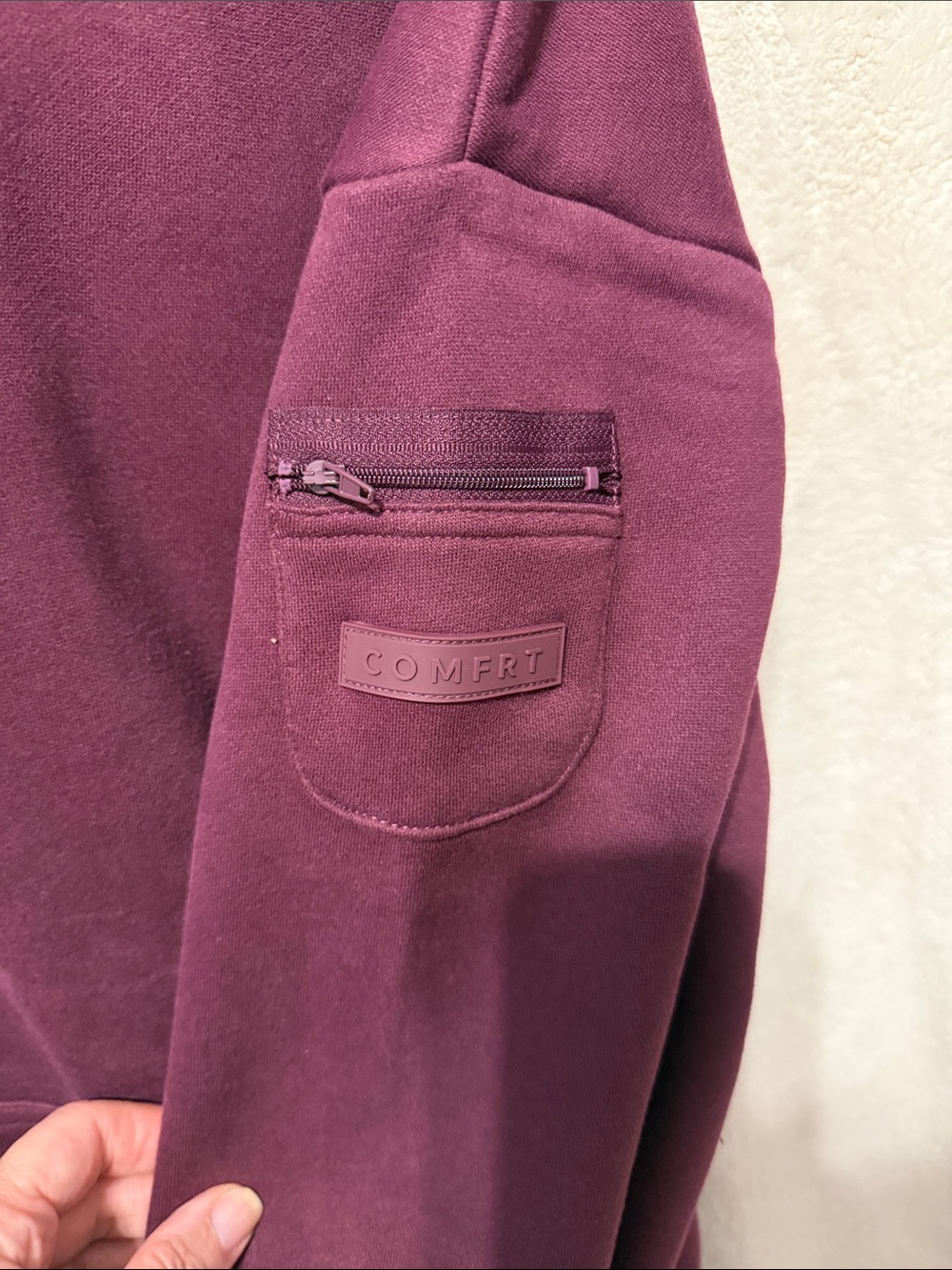 Comfrt Travel Essential Hoodie - Plum L NWT - Picture 3 of 8